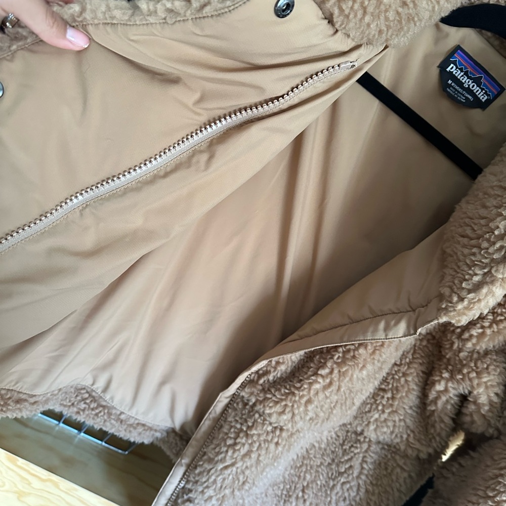 Patagonia teddy jacket - Picture 3 of 7